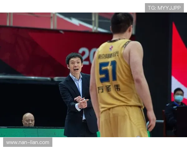 黄威奚安杰王世豪加盟南京城市队